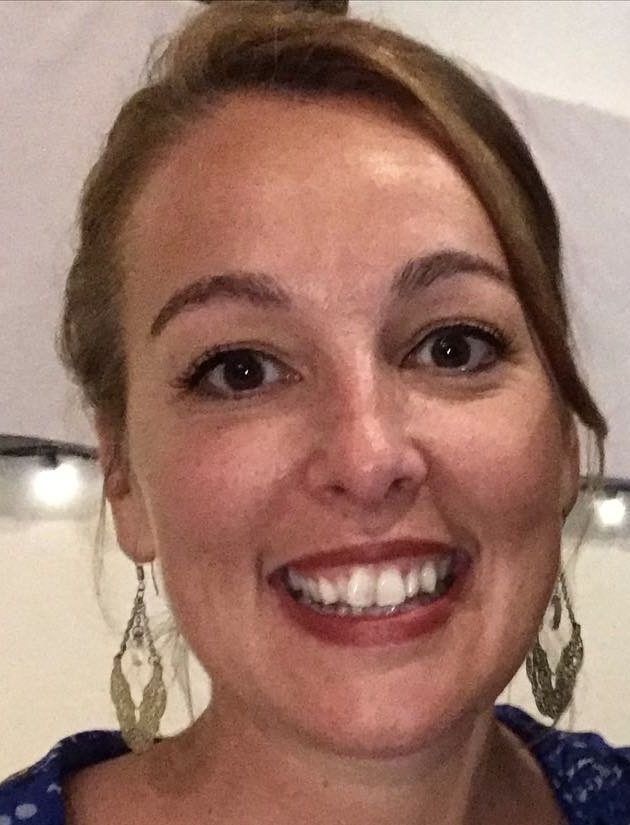 Mme. Stephanie Hoyer-Wright